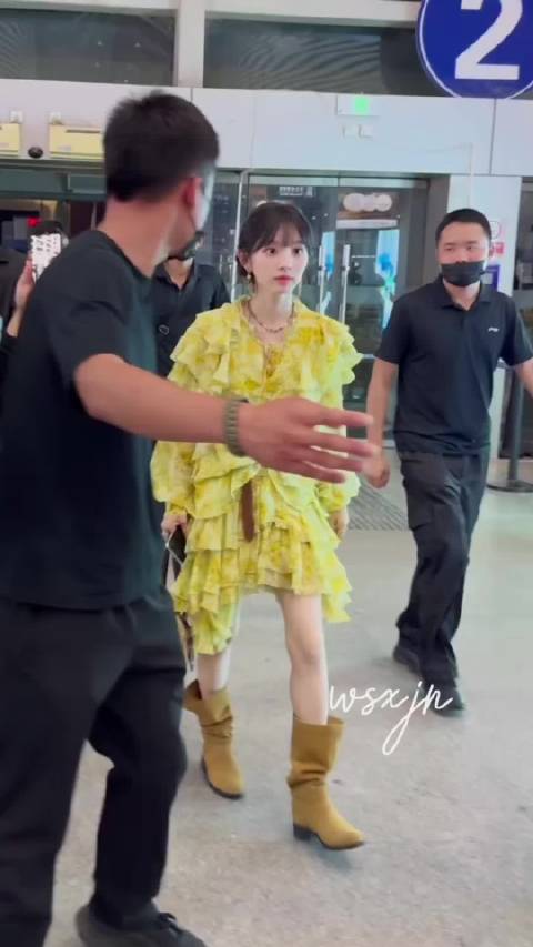 田曦薇云南出发路透，美萌小田状态针不戳