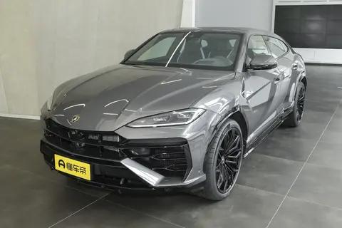 新车  297.1万元,4.0T V8插混/“零百”3.4秒,兰博基尼Urus SE上市