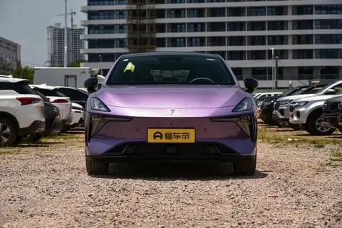 续航560km,中型车尺寸,11.89万就能买?实测深蓝L06