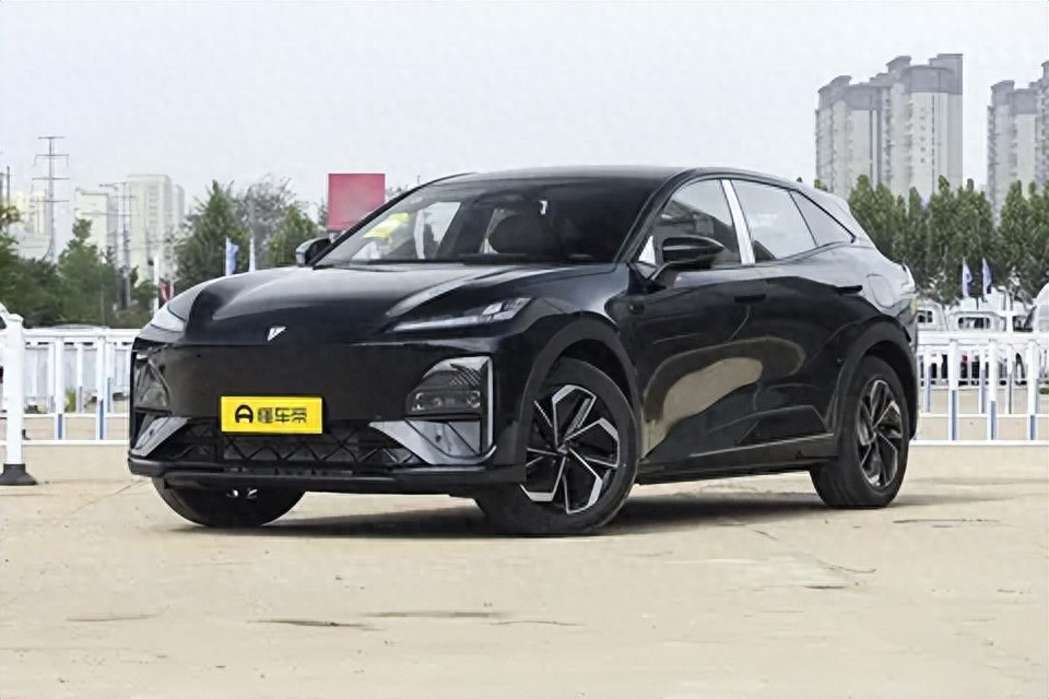 2026 款深蓝 S07 实测解析:中型 SUV 的多维进阶体验