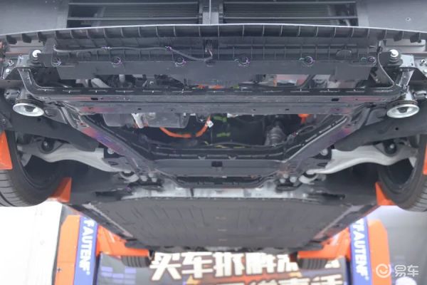 丰田铂智7拆车:拆开吓一跳!这还是精打细算的丰田吗?