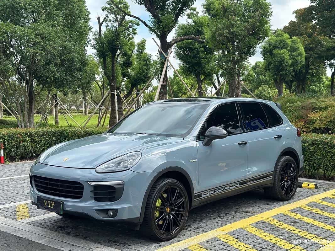 保时捷是卡宴还是凯宴?