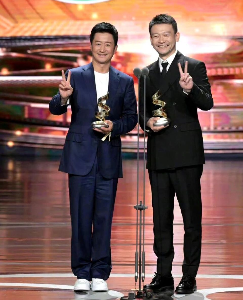 郭帆对吴京和《镖人》是真爱！放着小破球不管，天天宣传《镖人》