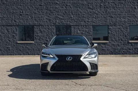 2025款雷克萨斯LS500,造型时尚,搭载3.4LV6引擎,运动感十足!