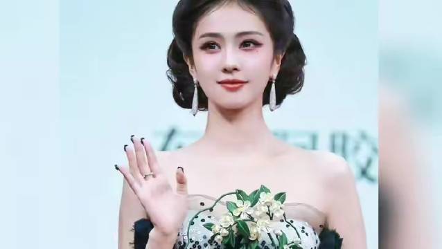 白鹿携手沈腾、白敬亭，赵樱子与贾玲同框，汉子女星闪耀登场