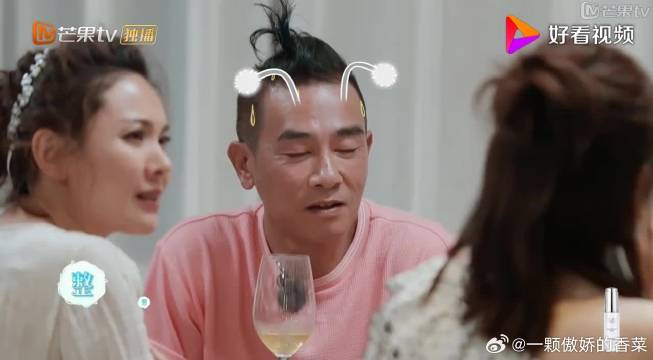 谢娜与陈小春答非所问，应采儿的反应亮了