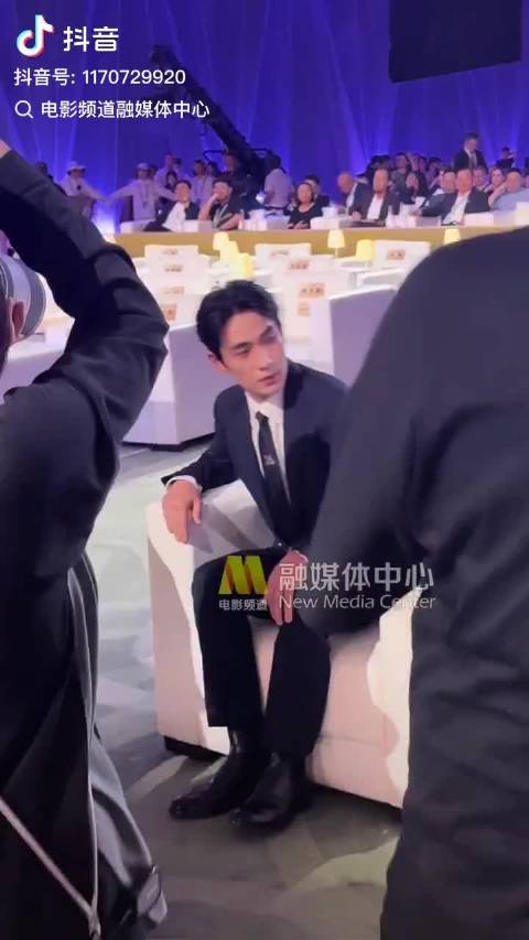 朱一龙陈道明新片千里江山图双雄对峙