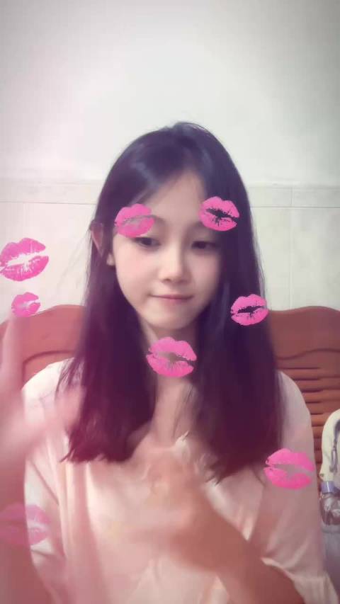 我心蹦蹦跳跳~灵魂快要出窍