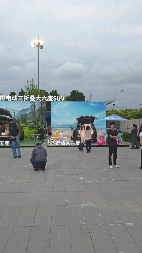 打卡大湾区揽胜发布会！ 车好看，小姐姐们也好看
