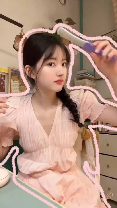 赵露思发文诠释玫瑰之美