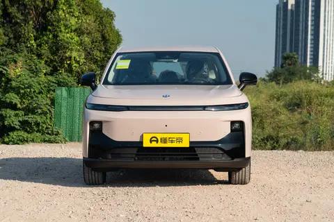 挖到宝!十万级纯电SUV,零跑B10务实的选择