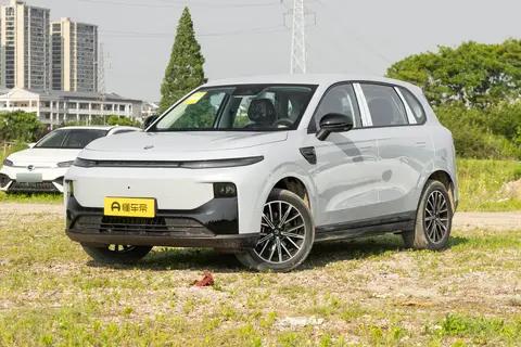 实测零跑B10:10万级纯电SUV,没有花里胡哨,每一项都实用