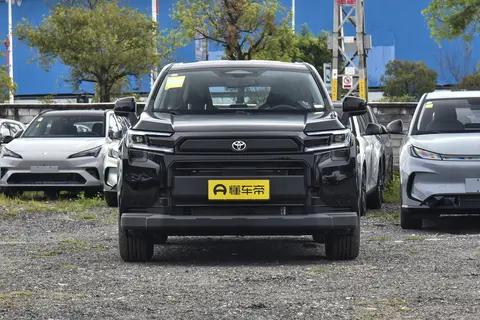2026款RAV4荣放:皮实耐用油耗低,标配L2级辅驾,适合家用