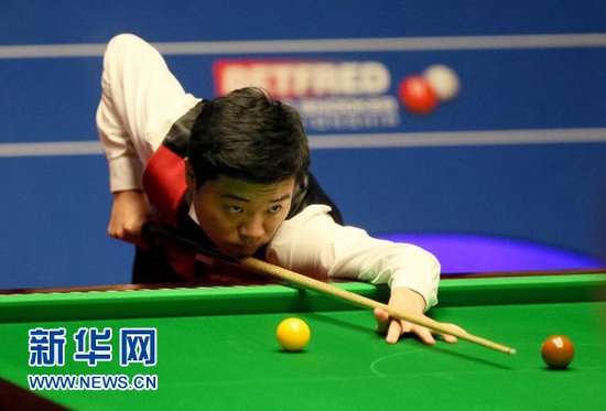 丁俊晖17:11击败苏格兰老将麦克马努斯 晋级决赛