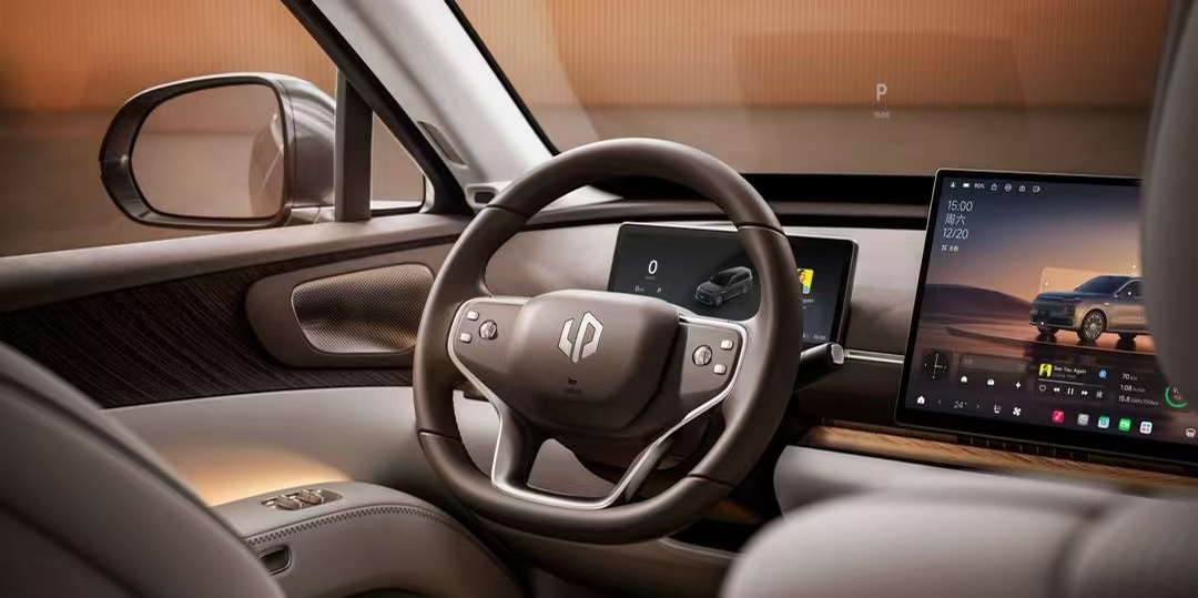 零跑D19实测,20多万买旗舰SUV,空间大、质感高,适合家庭出行