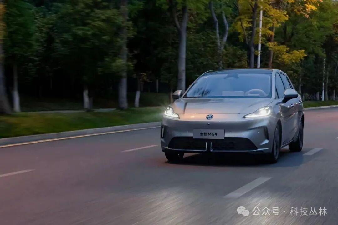 9.38万的「智驾卷王」?名爵MG4的底牌不止是价格|名爵mg4|智驾卷王