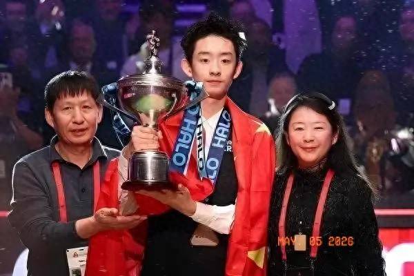 奥沙利文预言成真！吴宜泽世锦赛登顶，中国连续两年称王克鲁斯堡