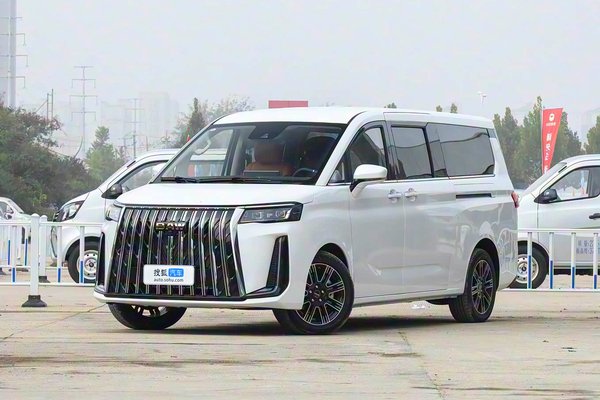 【锐胜M8 纯电版】2026款 560中级营运 7座-北汽制造-汽车
