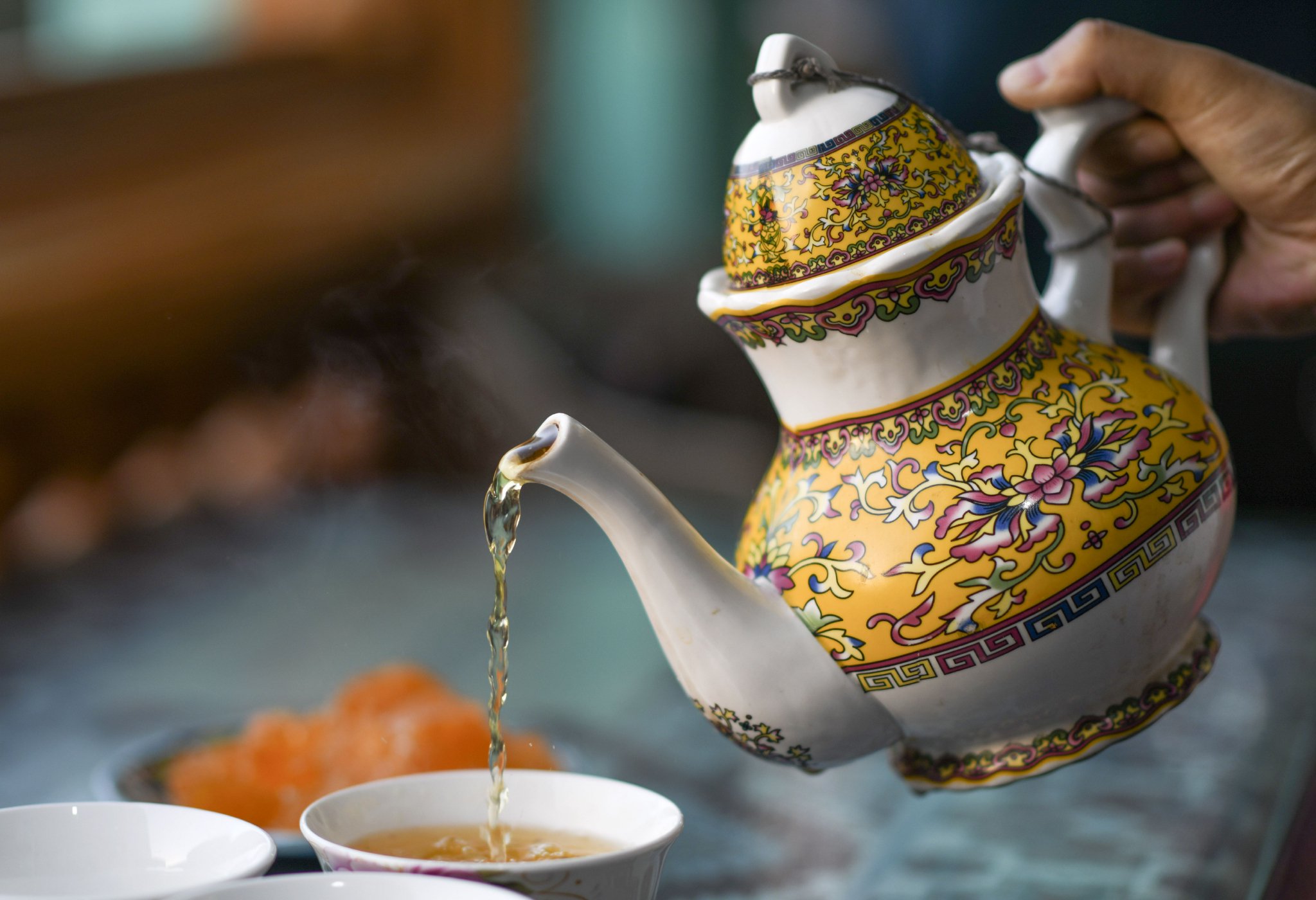 天山煮茶，半盏清风半盏诗