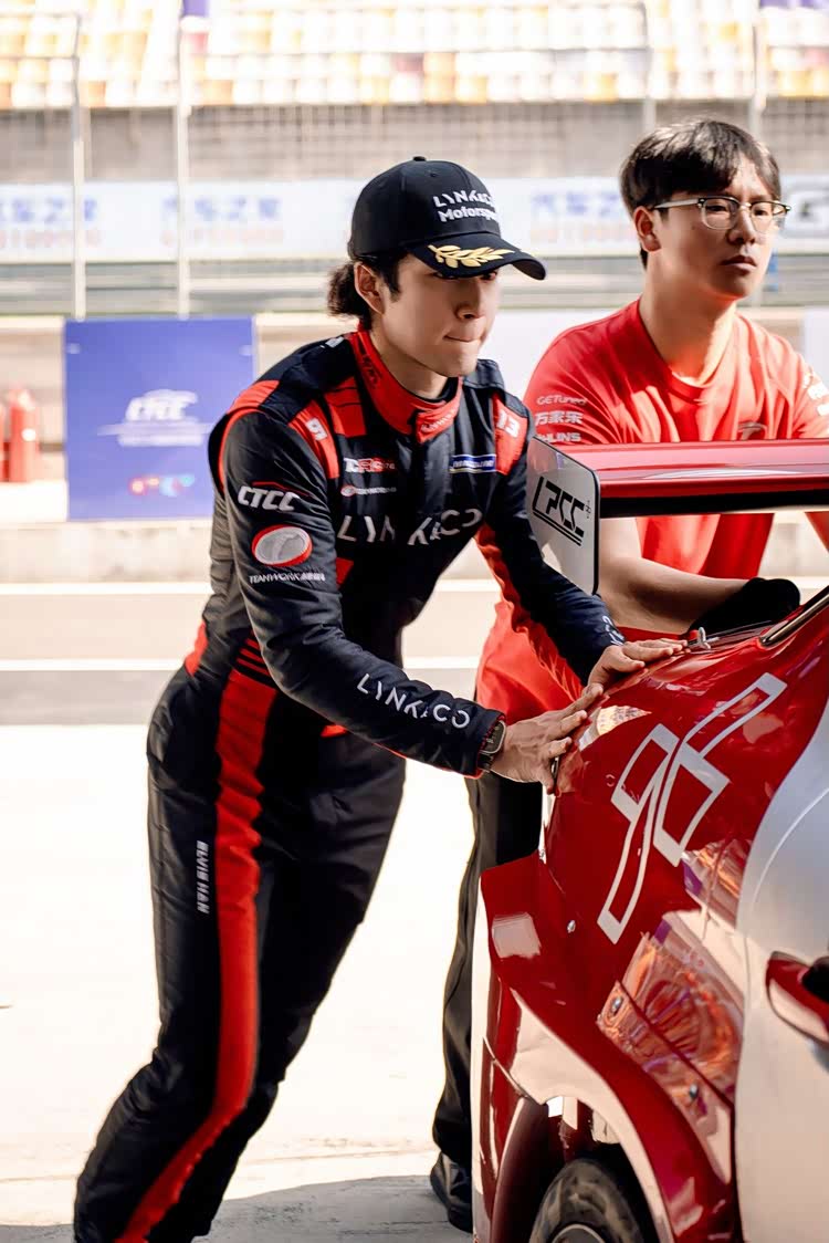 领克03+ TCR 双星集结,两代偶像赛道争锋