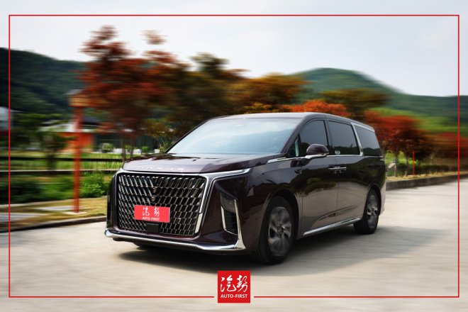 汽势评测:MPV头号智能玩家——试驾上汽大通MAXUS G90