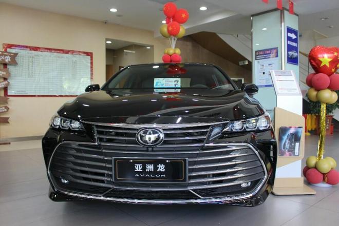 丰田亚洲龙:魅力与实力并存的中型轿车