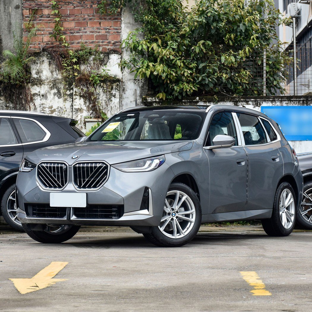 四款40万内豪华汽油中型SUV深度测评,谁是你的理想之选?