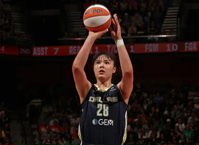 WNBA：李月汝7+9+3+1爆发正负值+18 创多项赛季新高飞翼大胜