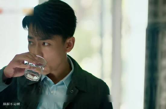 女婿打碎杯子发现岳母秘密，杨烁侯勇新剧《麓山之歌》热拍