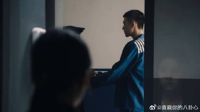 这是李峋口是心非的一次 看的我想打他