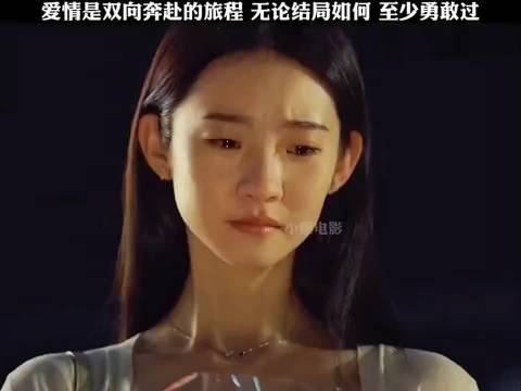 他亲手烧掉假酒厂只为换她一次回头，这爱情太狠了！
