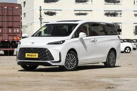 深度试驾别克GL8 PHEV:新能源MPV标杆价值的延续