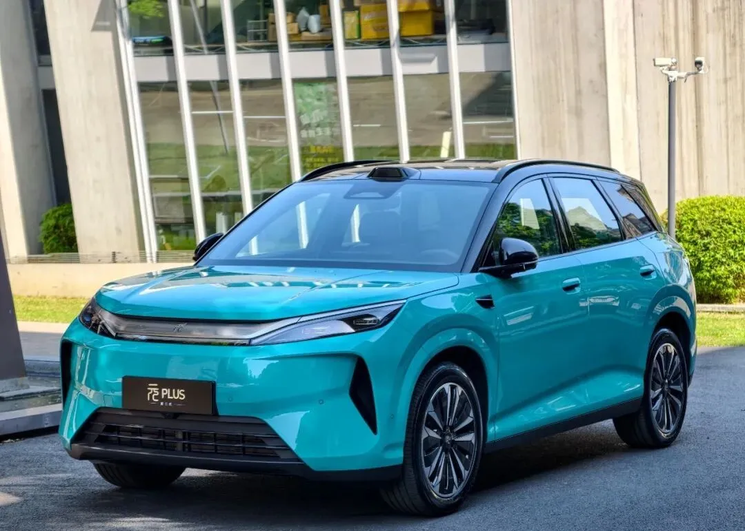 第三代元PLUS到店,智趣闪充+630km续航,全面进化媲美中型SUV