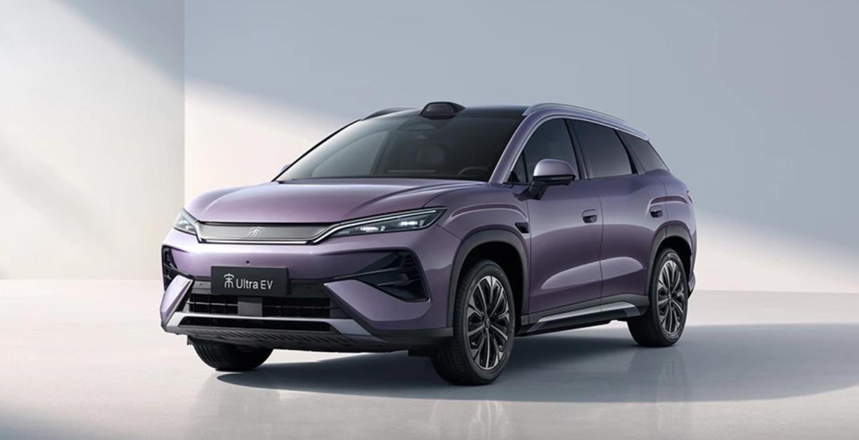 比亚迪宋Ultra EV上市:中型SUV,入门版为拉低售价而来