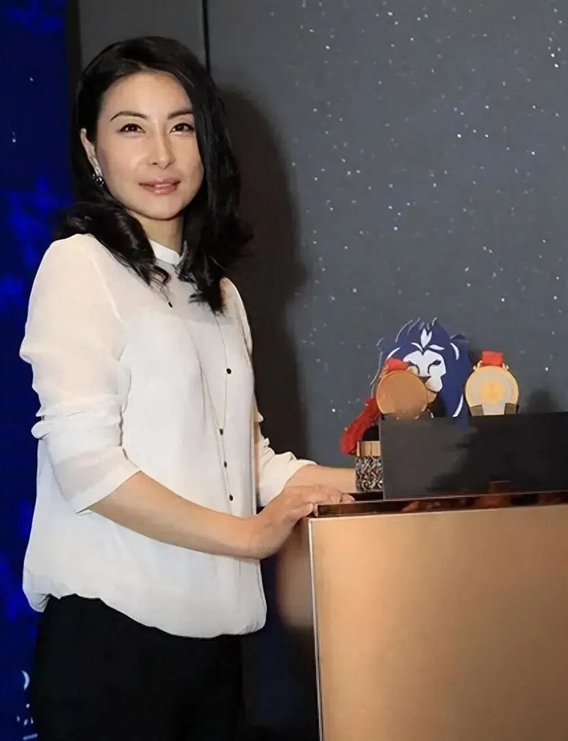 柳州地震捐款名单曝光！年入上亿明星集体沉默，郭晶晶说对了
