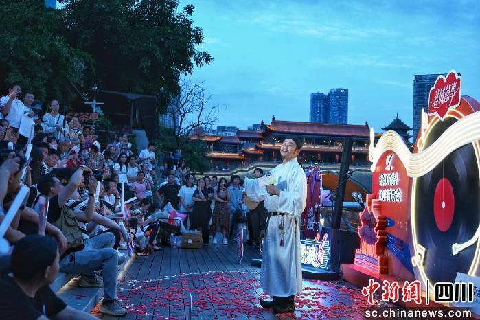2026“蓉城囍事”520专场音乐会举办 拓展公共文化空间
