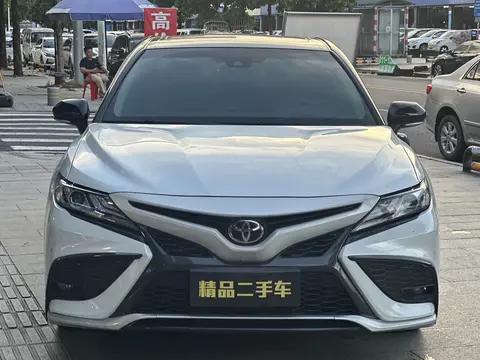 二手丰田凯美瑞：2.0L自吸+CVT，省油耐用，家用代步优选