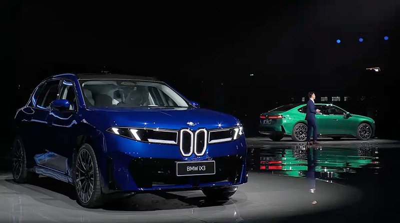 续航突破1000km 多项中国特供升级 新世代宝马i3、iX3长轴距版首发_新闻