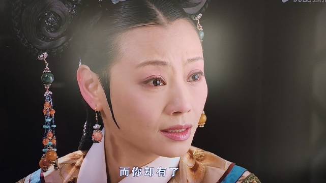 端妃提醒甄嬛曹琴默更难缠，是华妃猛虎上的爪牙