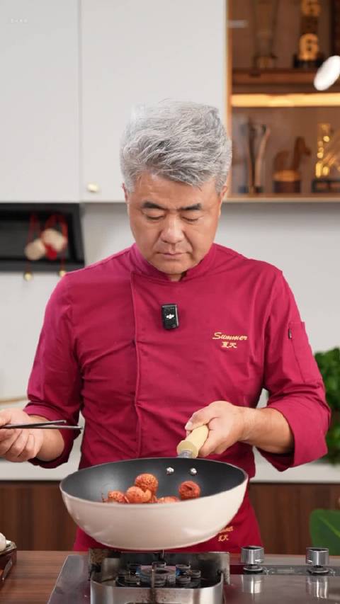 长安荔枝酿琼浆，一饮，盛唐风味入杯长！