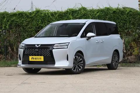 家用MPV务实之选:五菱星光730 PHEV 125km尊享型全面测评
