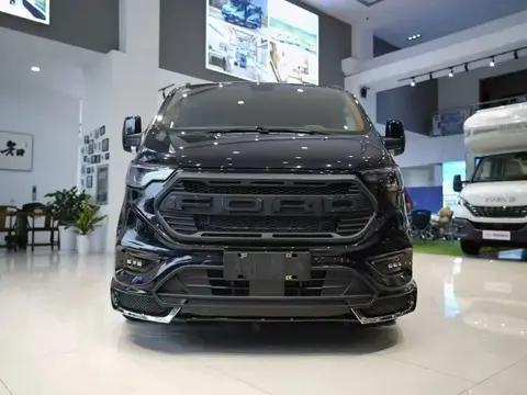 福特黑武士商务车,30万级别的性价比选择,大空间好配置