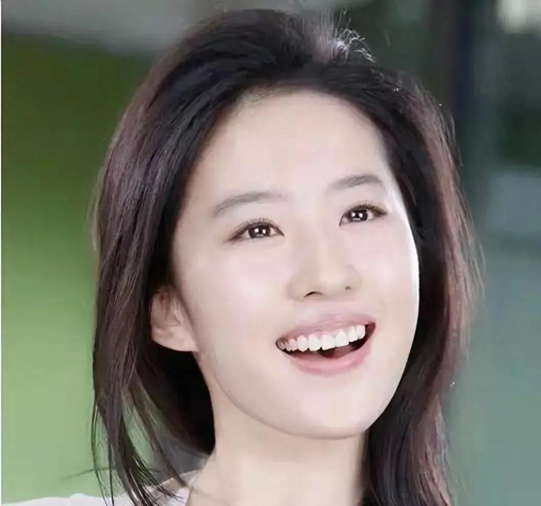 刘亦菲与朱珠戏里斗智戏外斗趣 《玫瑰的故事》热播引热议
