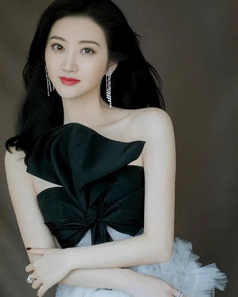景甜风波再起：真相仍待厘清