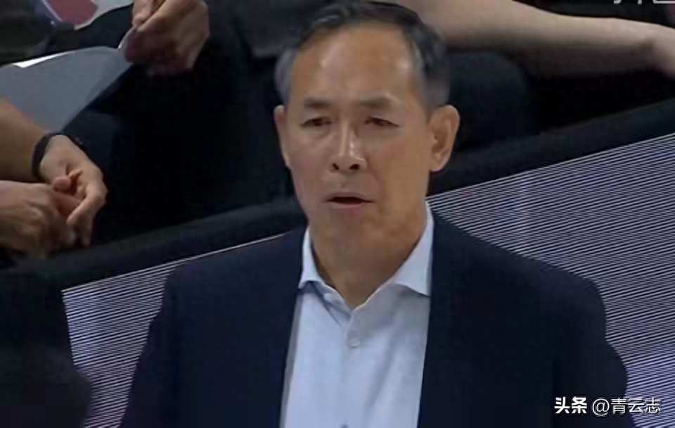 3-1淘汰！85-99，20分逆转遭争议，卢伟完胜许利民 上海挺进总决赛