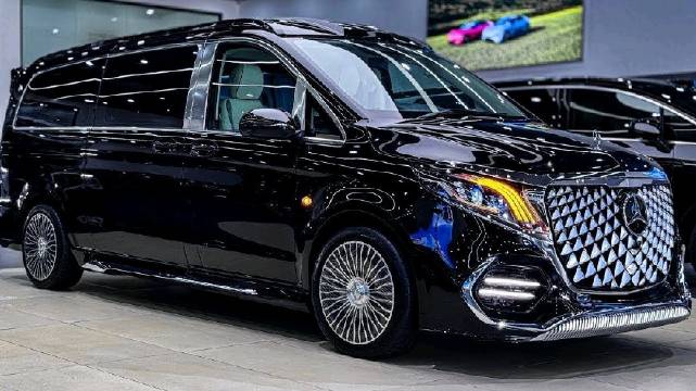 2026款迈巴赫VS680 VIP至尊七座全景亮相