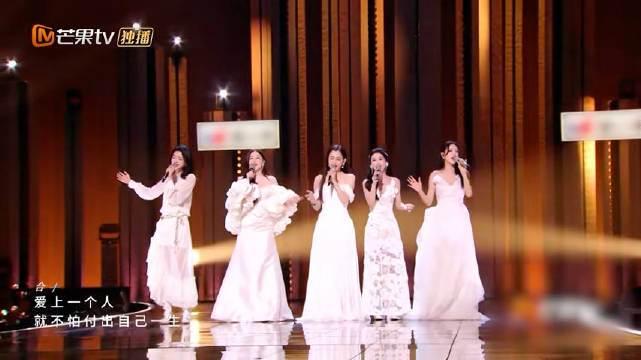 你曾是少年唱出了浪姐的意义，无论什么年龄都有乘风破浪的勇气