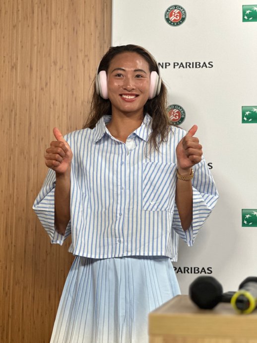 郑钦文去年经历了什么伤病，对她本次法网征程有何影响？