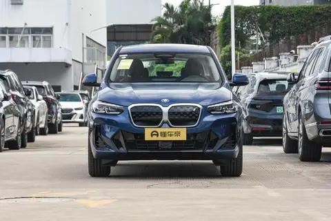 宝马 iX3:纯电驾趣不打折，豪华续航皆在线!