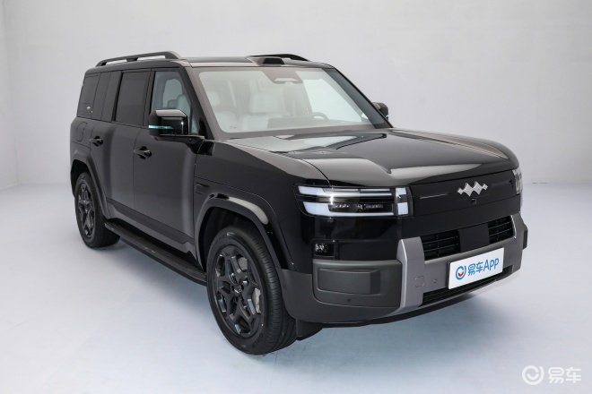 方程豹中大型SUV,17.98万起,综合续航1300公里